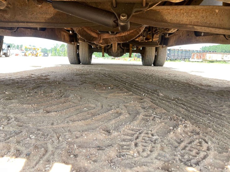 2003-ford-f350-image-25
