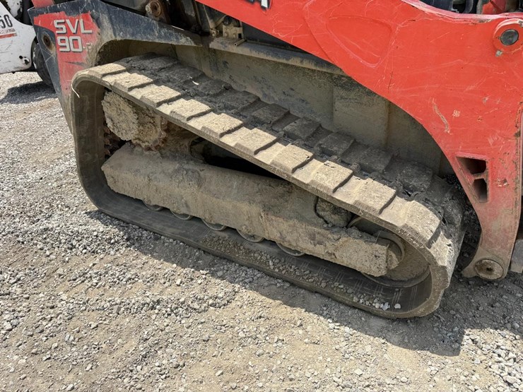 kubota-svl90-image-12