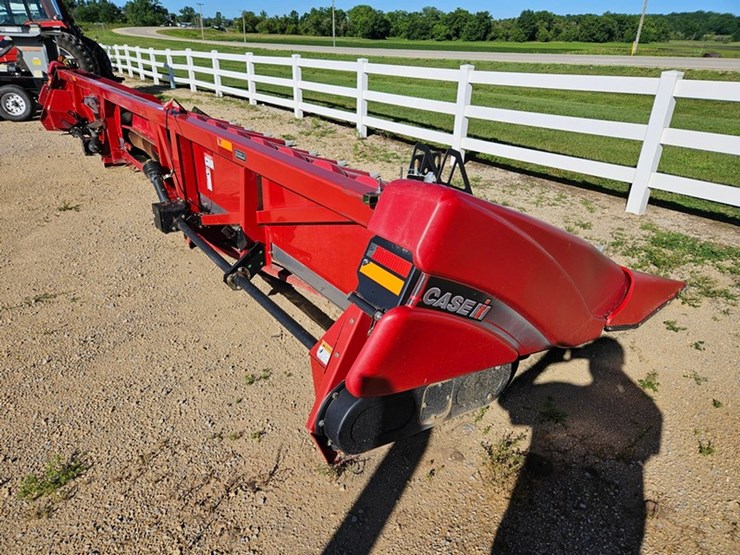 case-ih-2412-image-5