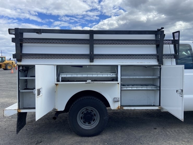 2001-ford-f350-xl-image-35