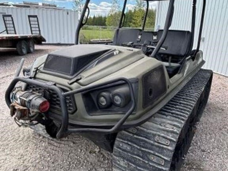 2023-vanguard-40'-image-1