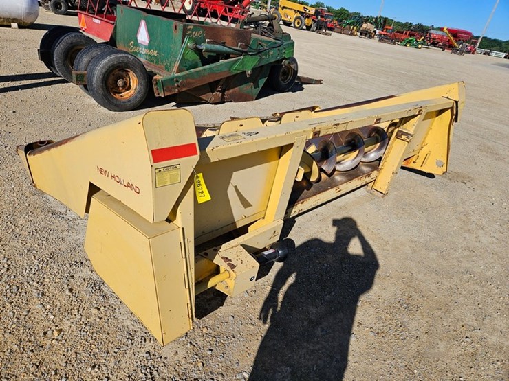 new-holland-38-image-3