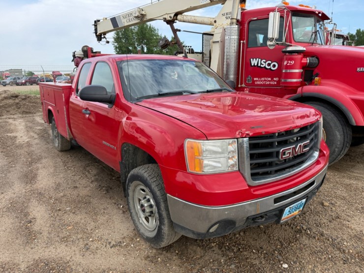 2009-gmc-sierra-3500hd-image-2