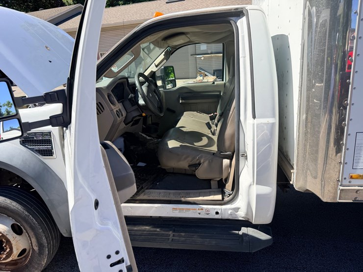 2008-ford-f450-image-36