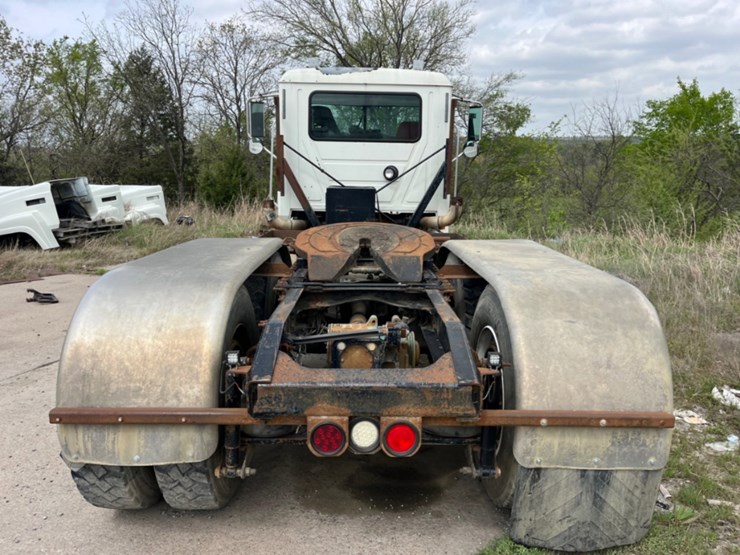 2006-mack-chn613-image-6