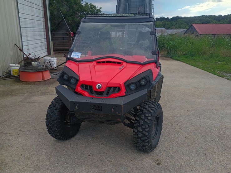 2014-can-am-commander-800-image-13