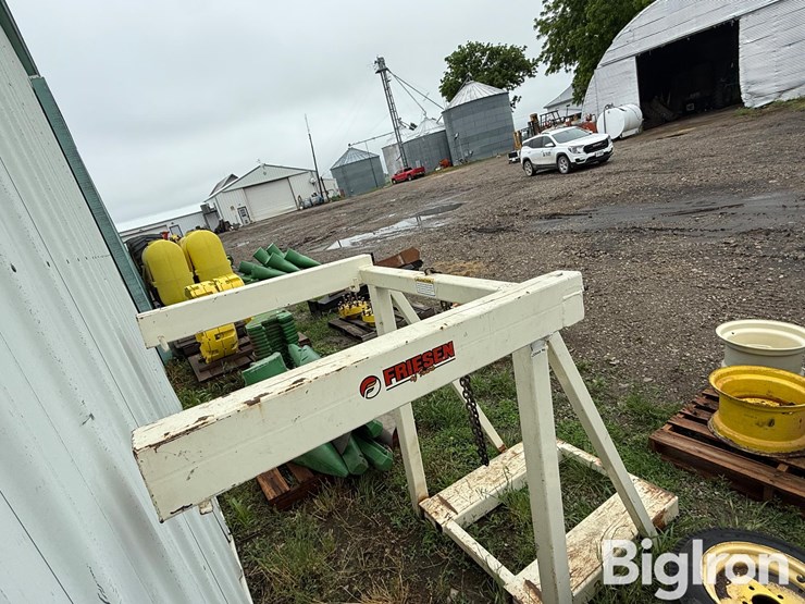 friesen-bulk-bag-handler-image-5