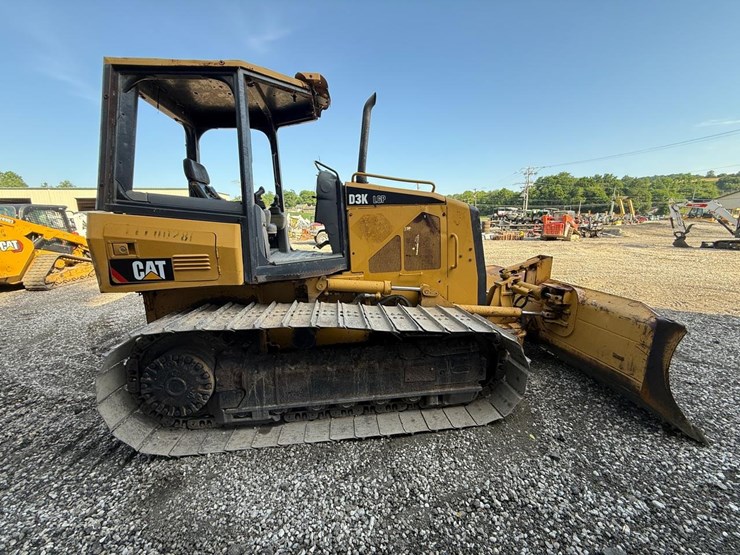 caterpillar-d3k-lgp-image-5