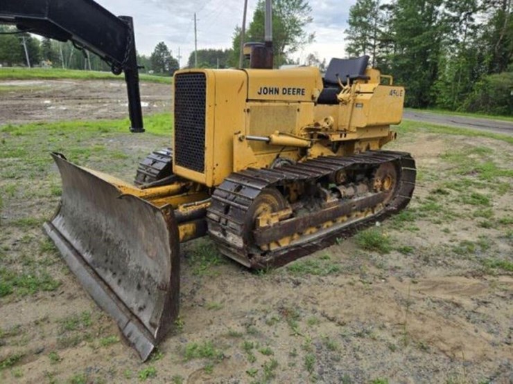 1985-john-deere-450e-image-1