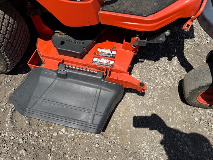 kubota-zd1211-image-11