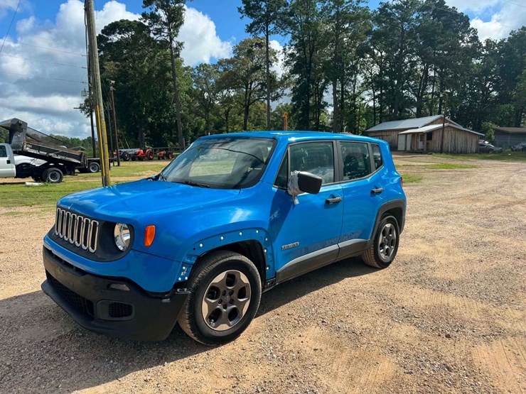 2015-jeep-renegade-image-1