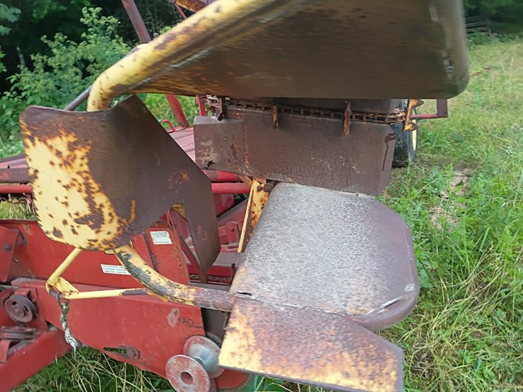 new-holland-1000-image-20