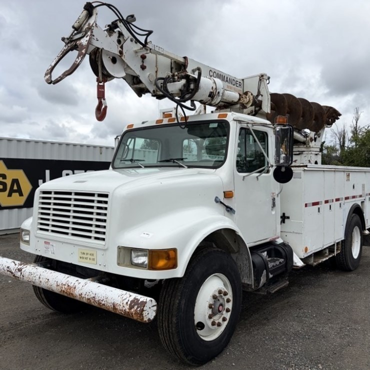 1997 INTERNATIONAL 4700