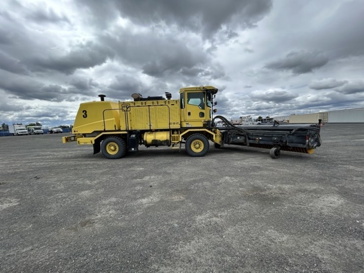 2008-mb-oshkosh-4600-fmd-hp3-image-4