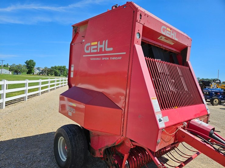 gehl-2880-image-30