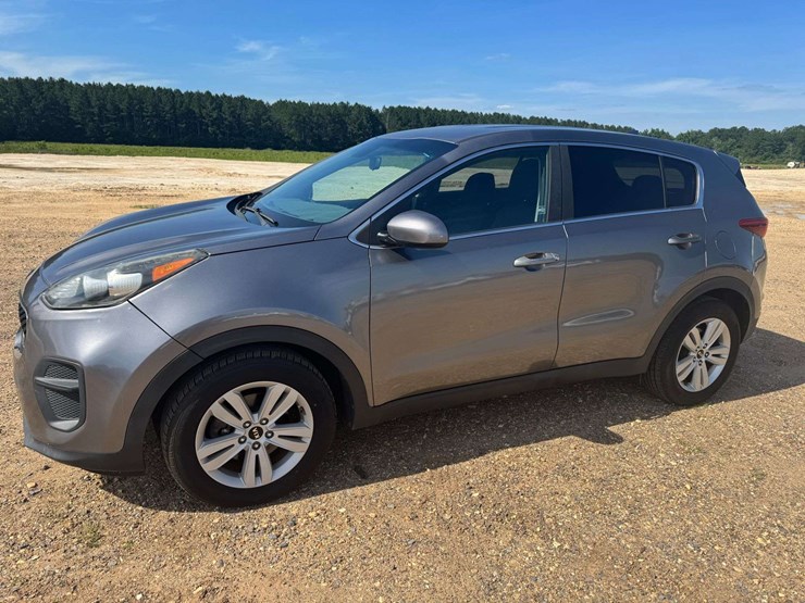 2017-kia-sportage-image-1