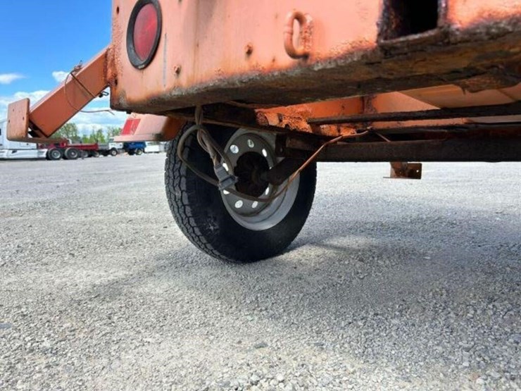 tow-behind-sign-board-image-26