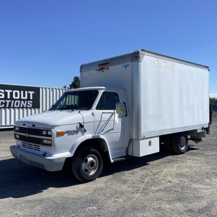 1995 CHEVROLET 30