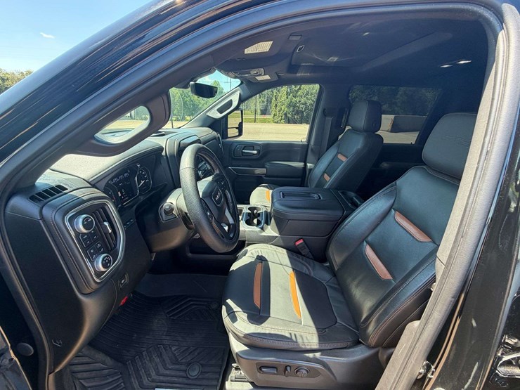 2020-gmc-sierra-2500-image-11