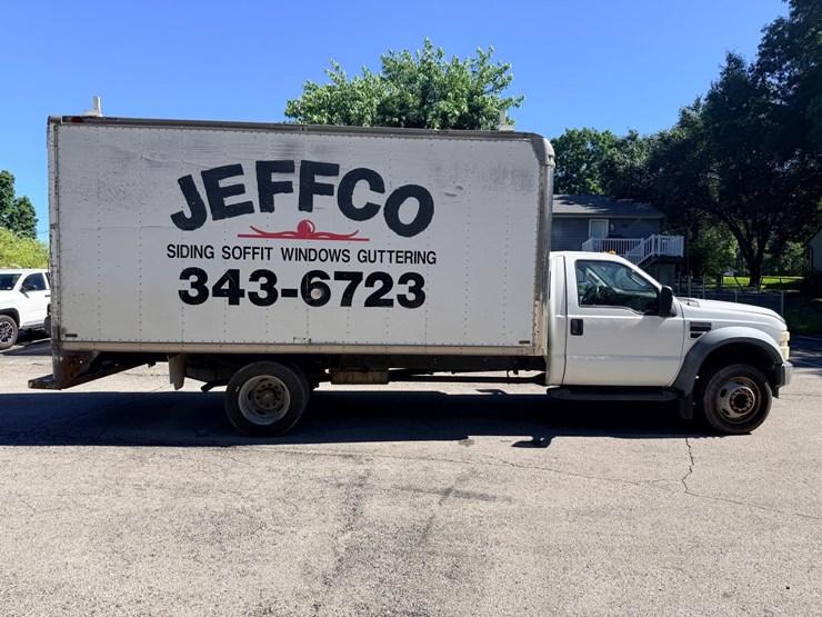 2008-ford-f450-image-10