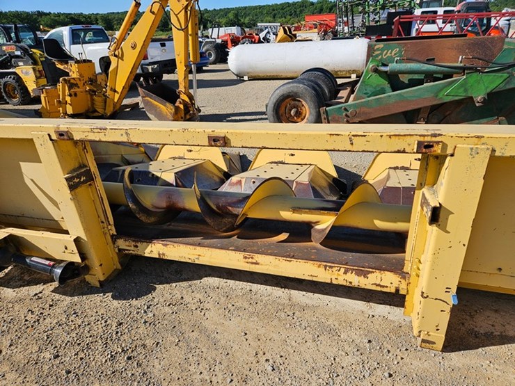 new-holland-38-image-18