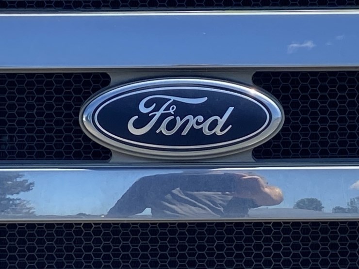 2005-ford-f750-sd-image-9