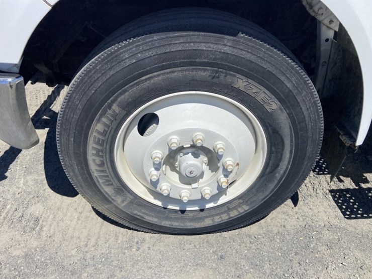 2005-ford-f750-sd-image-29
