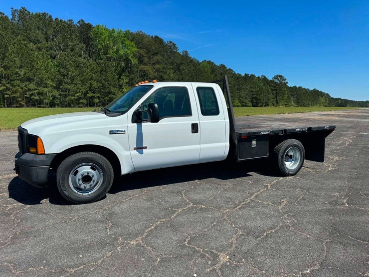 2006-ford-f350-image-2