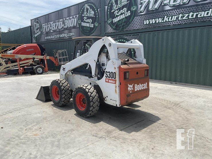 2006-bobcat-s300-image-2