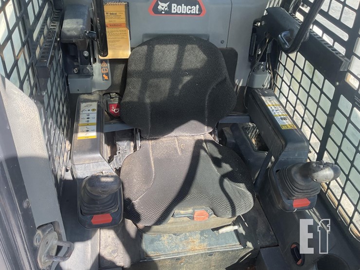 2021-bobcat-t76-image-14