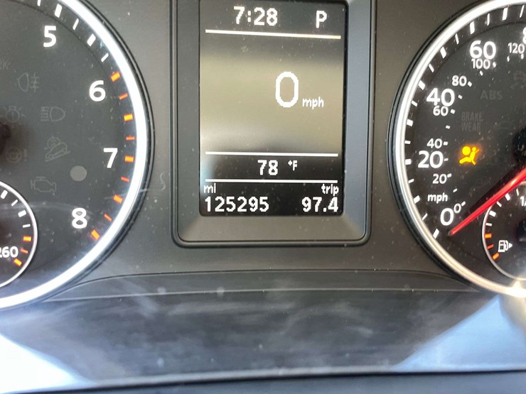 2017-volkswagen-tiguan-image-26
