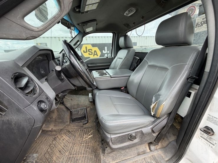 2012-ford-f550-sd-image-25