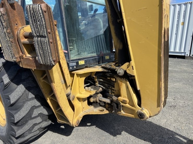 2004-caterpillar-420d-image-21