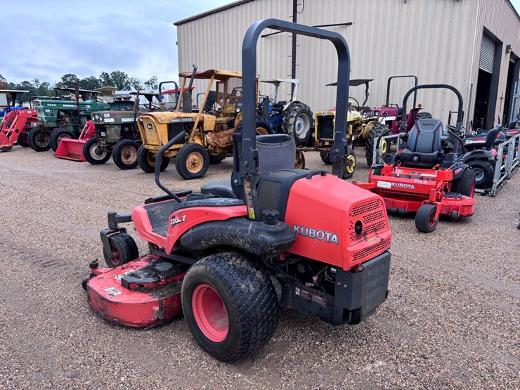 kubota-zd331-image-3