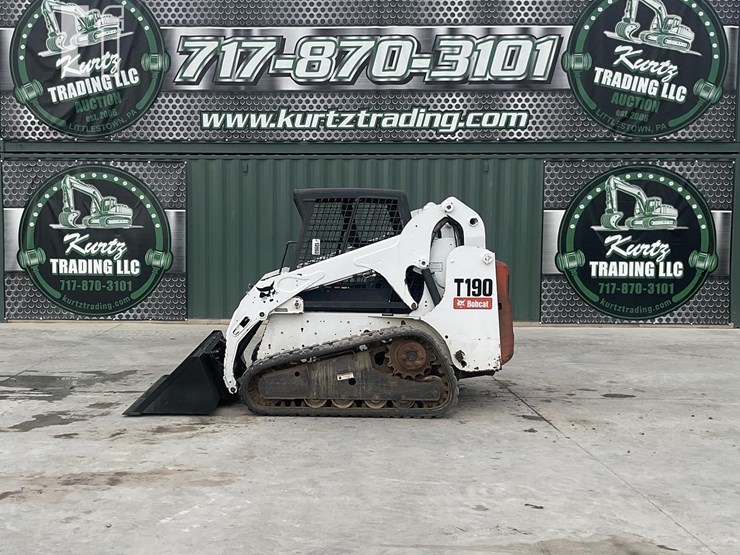 2009-bobcat-t190-image-1