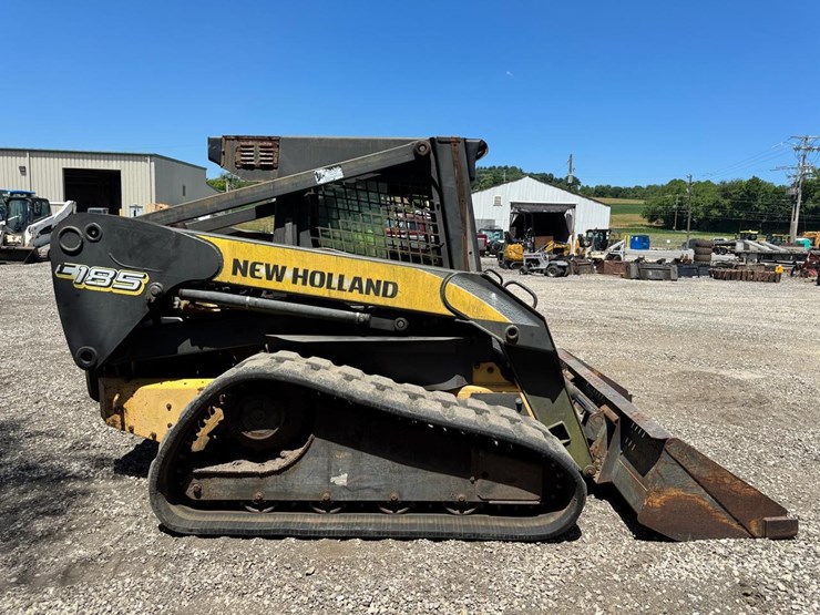 new-holland-c185-image-7