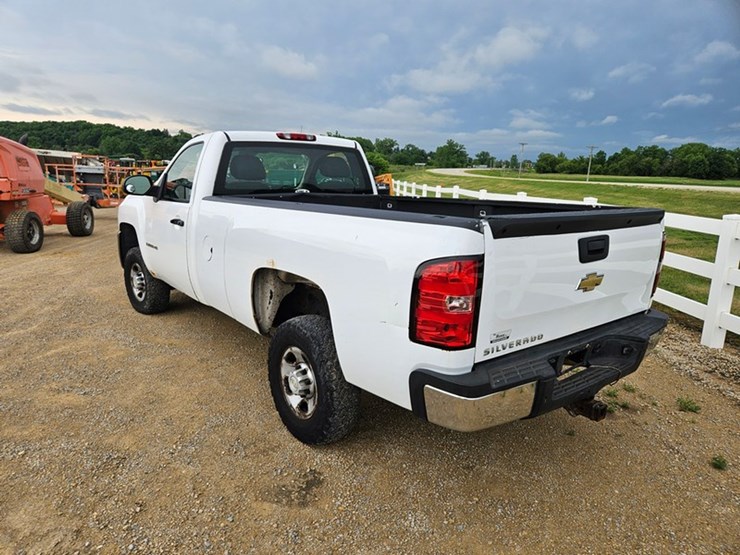 chevrolet-2500-image-3
