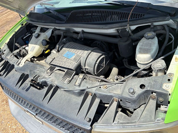 2009-chevrolet-express-3500-image-26