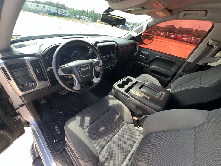 2014-gmc-sierra-1500-sle-image-11