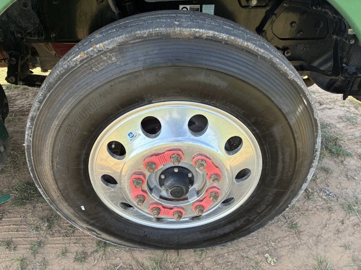 2020-kenworth-t880-image-9