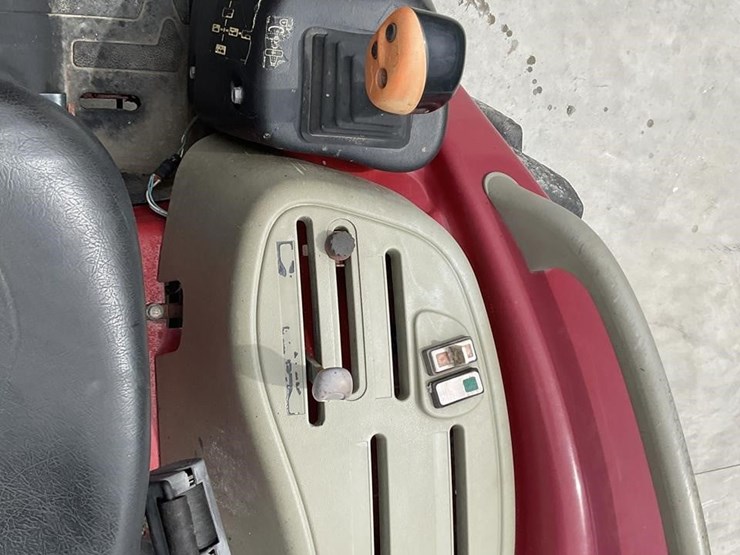 2005-case-ih-dx40-image-13
