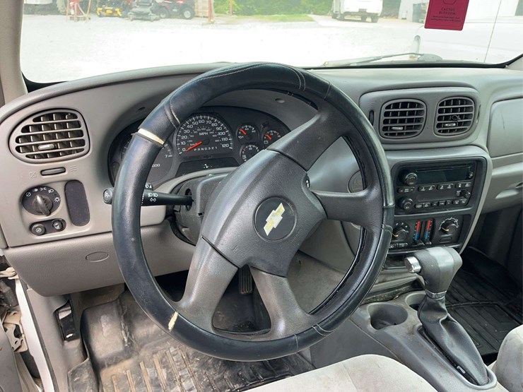 2006-chevrolet-trailblazer-image-8