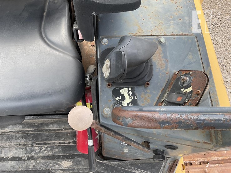 2008-deere-700j-lgp-image-14
