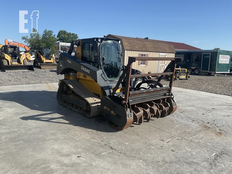2021-deere-333g-image-6