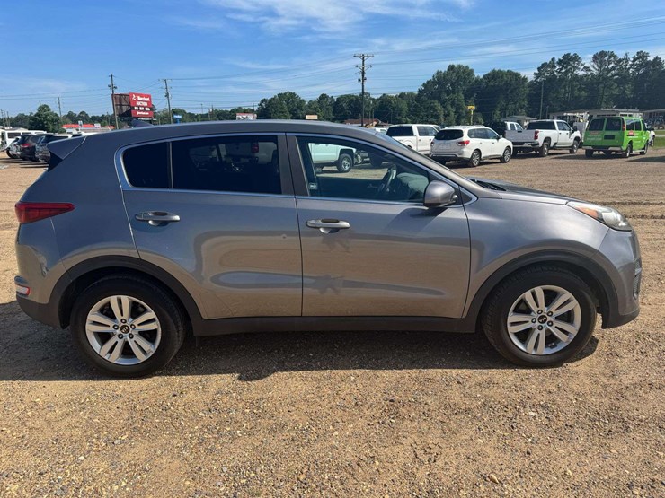 2017-kia-sportage-image-7