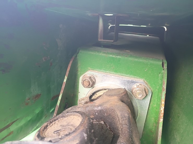 john-deere-946-image-36