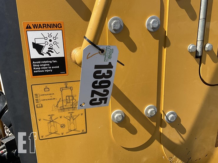 2022-deere-700l-lgp-image-21
