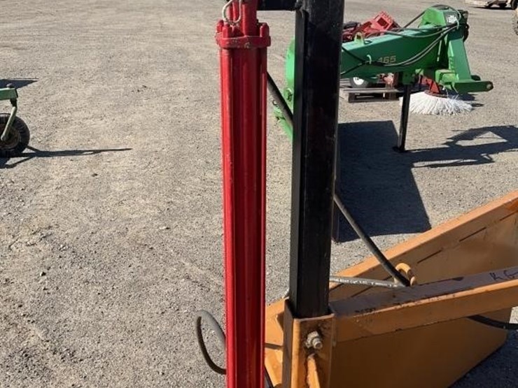 i-a-3-pt-hydraulic-nut-crowder-image-4