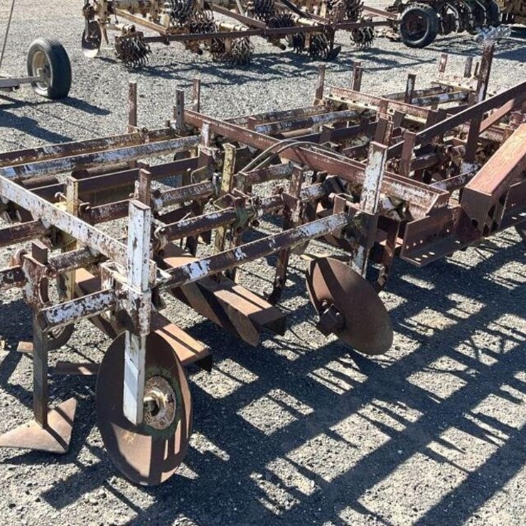 Custom 3-Pt 3-Row 60" Cultivator