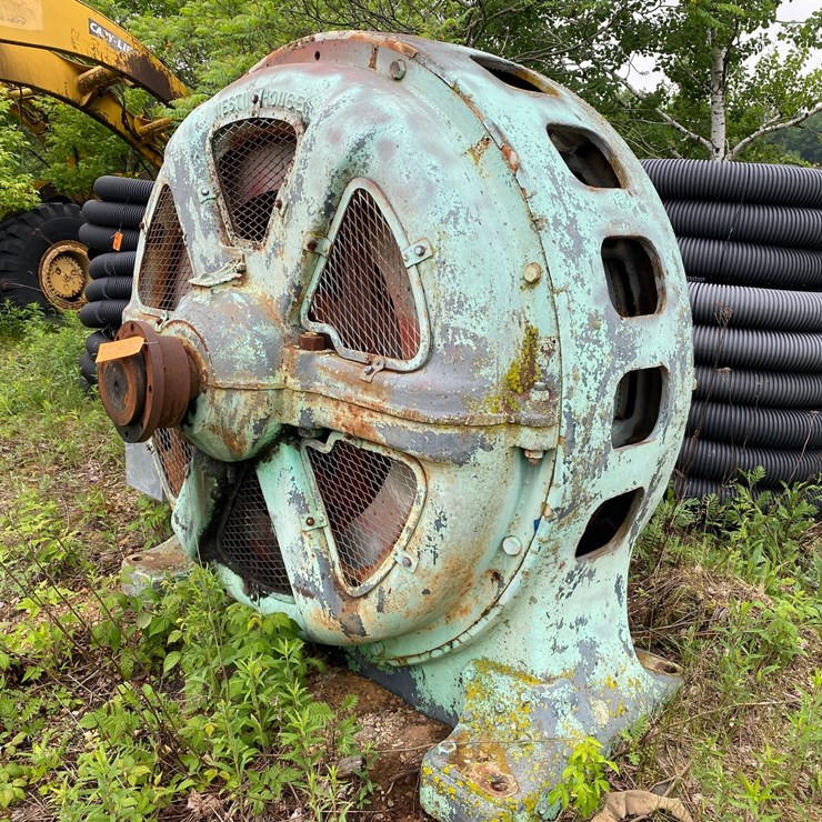 #1580 • Large Westinghouse Generator